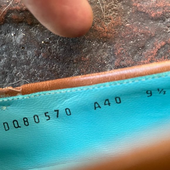 Salvador Ferragamo Suede Leather Women's Shoes. - Picture 7 of 9